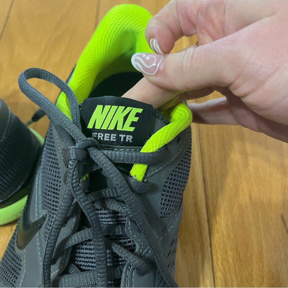 Nike Free TR Charcoal and Lime Size 10 - Picture 9 of 10